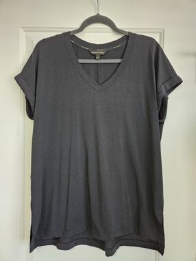NWOT Banana Republic Oversized Black V-Neck Roll-Sleeve Tee